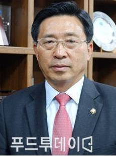 김춘진 보건복지위원장