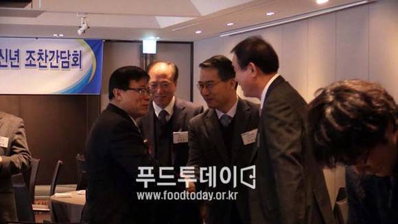 이동필 농림축산식품부 장관 식품업계 조찬간담회 참석