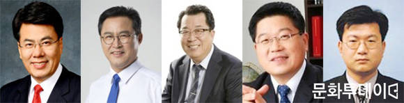 좌측부터 이근규 제천시장, 이경용 전 금강유역환경청장, 이상천 더불어민주당 충북도당 부위원장, 윤성종 의림포럼대표, 남준영 자유한국당 중앙위원회 교육분과위원회 부위원장.